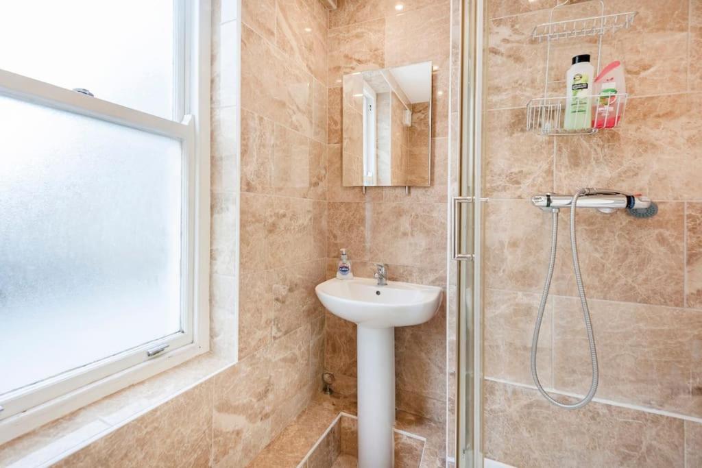 Studio Apt With Huge Balcony Near Oxford St - Marble Arch - Hydepark ロンドン エクステリア 写真